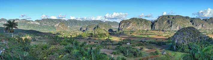 Vinales Les mogotes