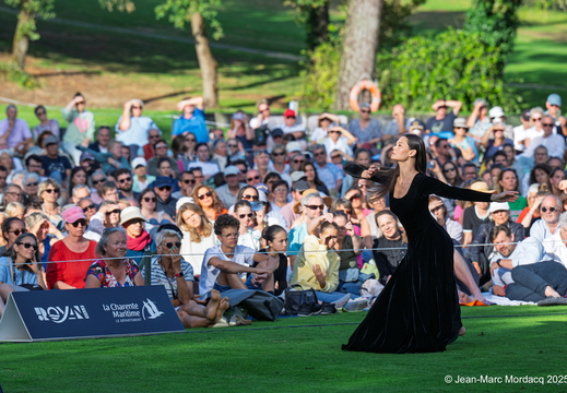 Danse sur le Green UnViolonsurlesable 2025 ©Jean-Marc Mordacq DSC2010